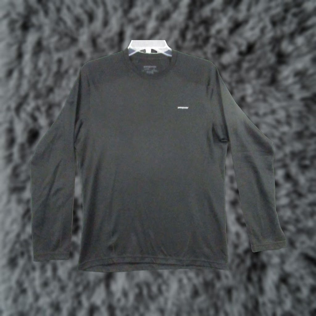 Patagonia Patagonia Capilene Pullover Shirt Mens Small Black Midweight Stretch Size US S / EU 44-46 / 1 - 1 Thumbnail