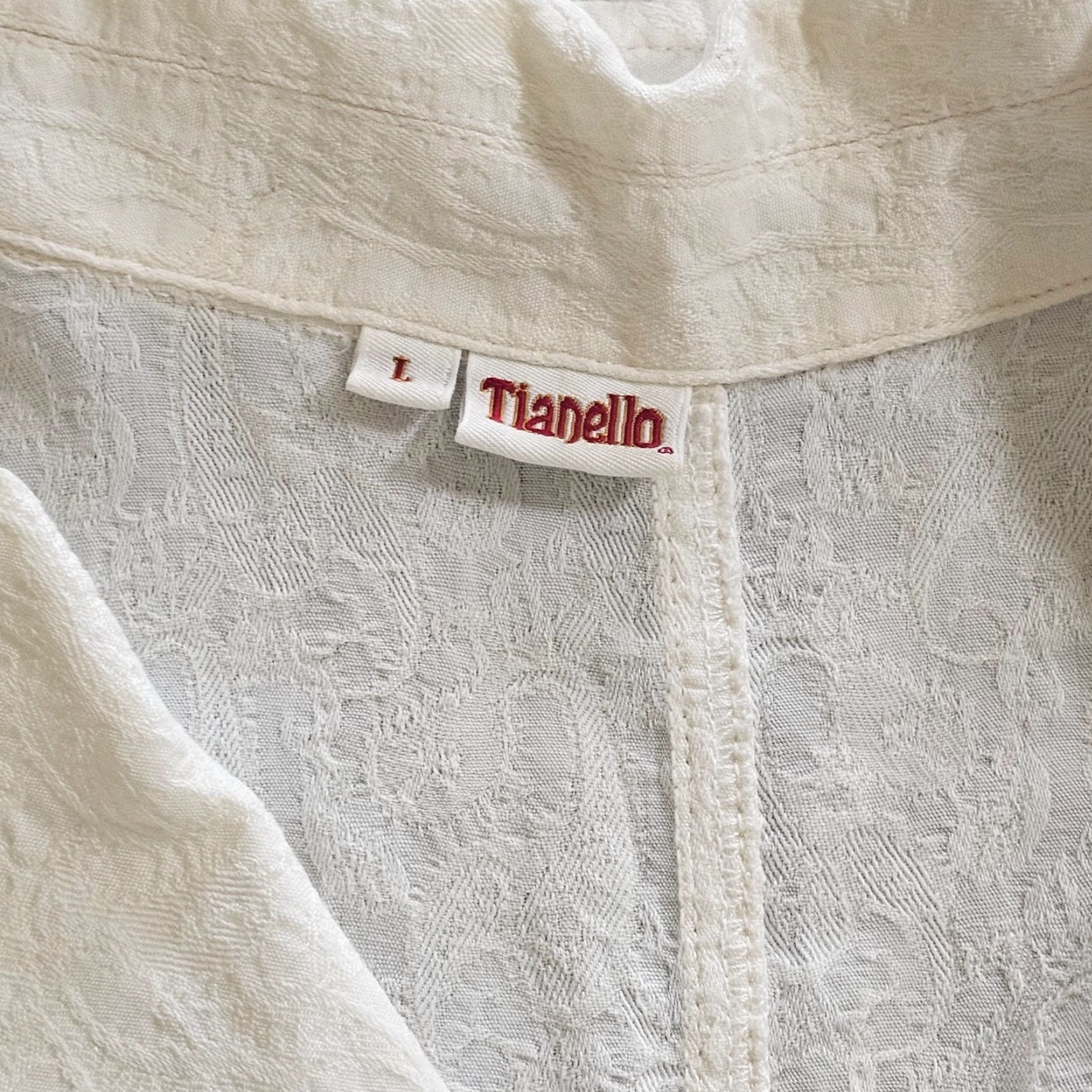 Vintage Tianello Jacket Womens Large White Knit Texture Blazer Raw Hem Button Closure Mid-Length Long Sleeve Size L / US 10 / IT 46 - 3 Thumbnail
