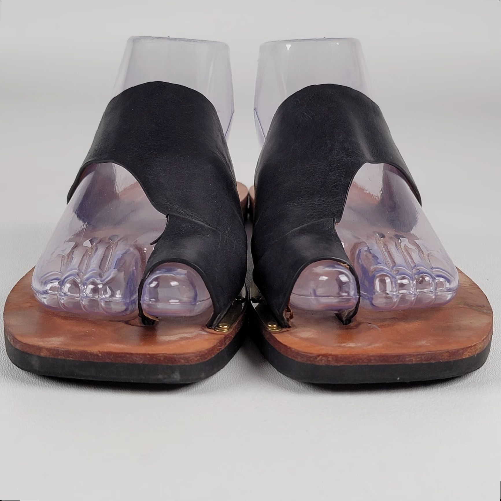 Calvin Klein VINTAGE Calvin Klein Pax Black Faux Leather Thongs Flats Sandals Size 8/38 Women Shoes Flat Heel Thong Leather Black Womens Size US 8 / IT 38 - 3 Thumbnail