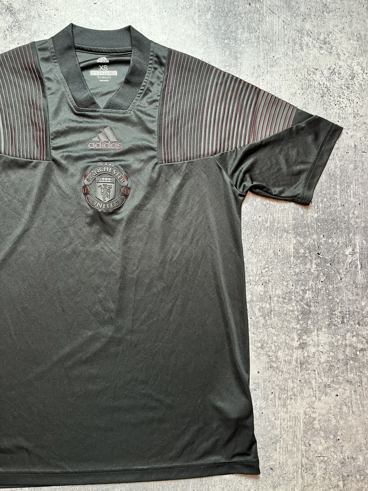 Other Manchester United Jersey Shirt Adidas CW7651 Mens Size XS Size US XS / EU 42 / 0 - 3 Thumbnail
