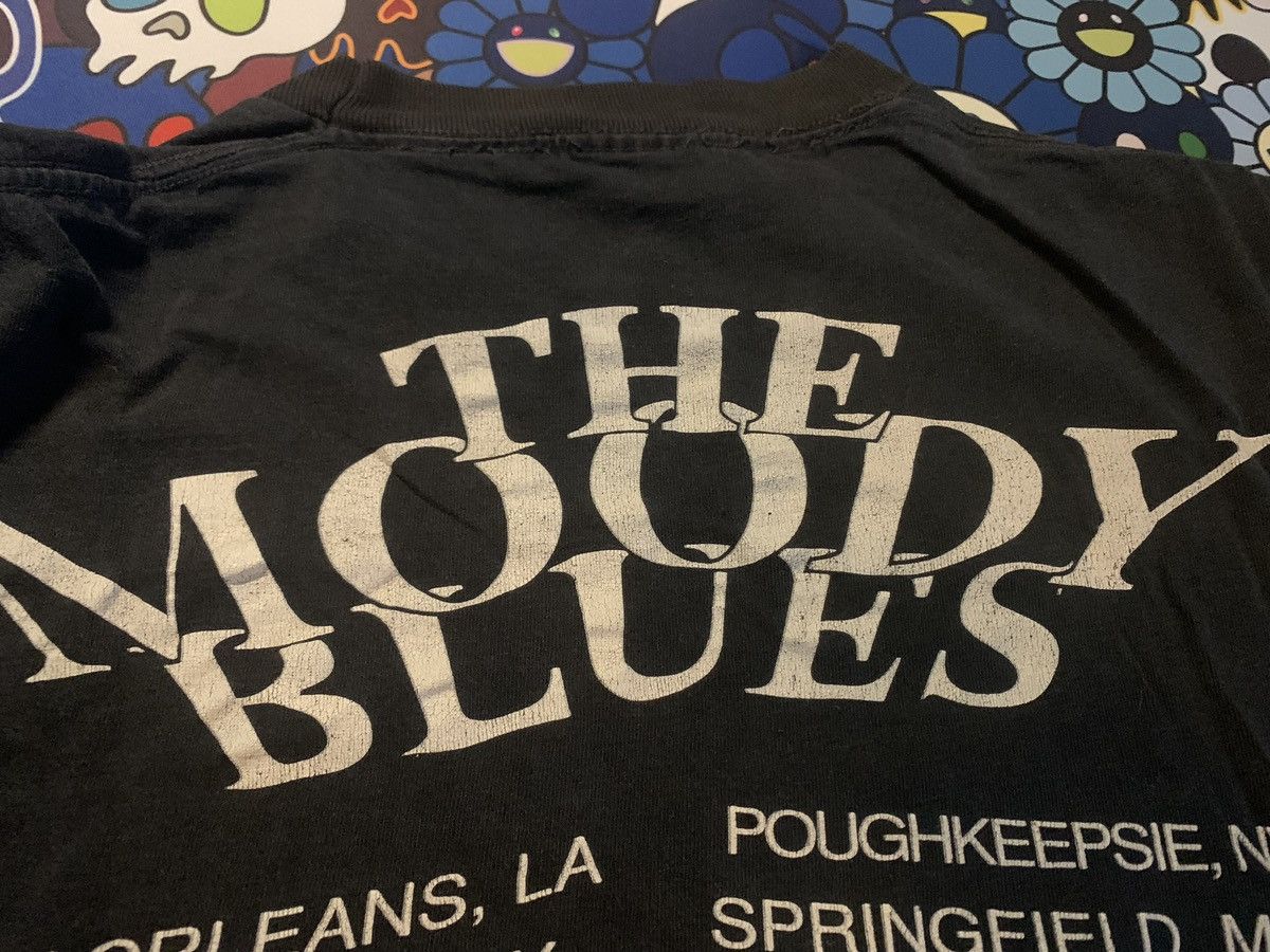 Band Tees Vintage SINGLE STITCHED "THE MOODY BLUES" TOUR TEE - 1991 Size US L / EU 52-54 / 3 - 4 Thumbnail