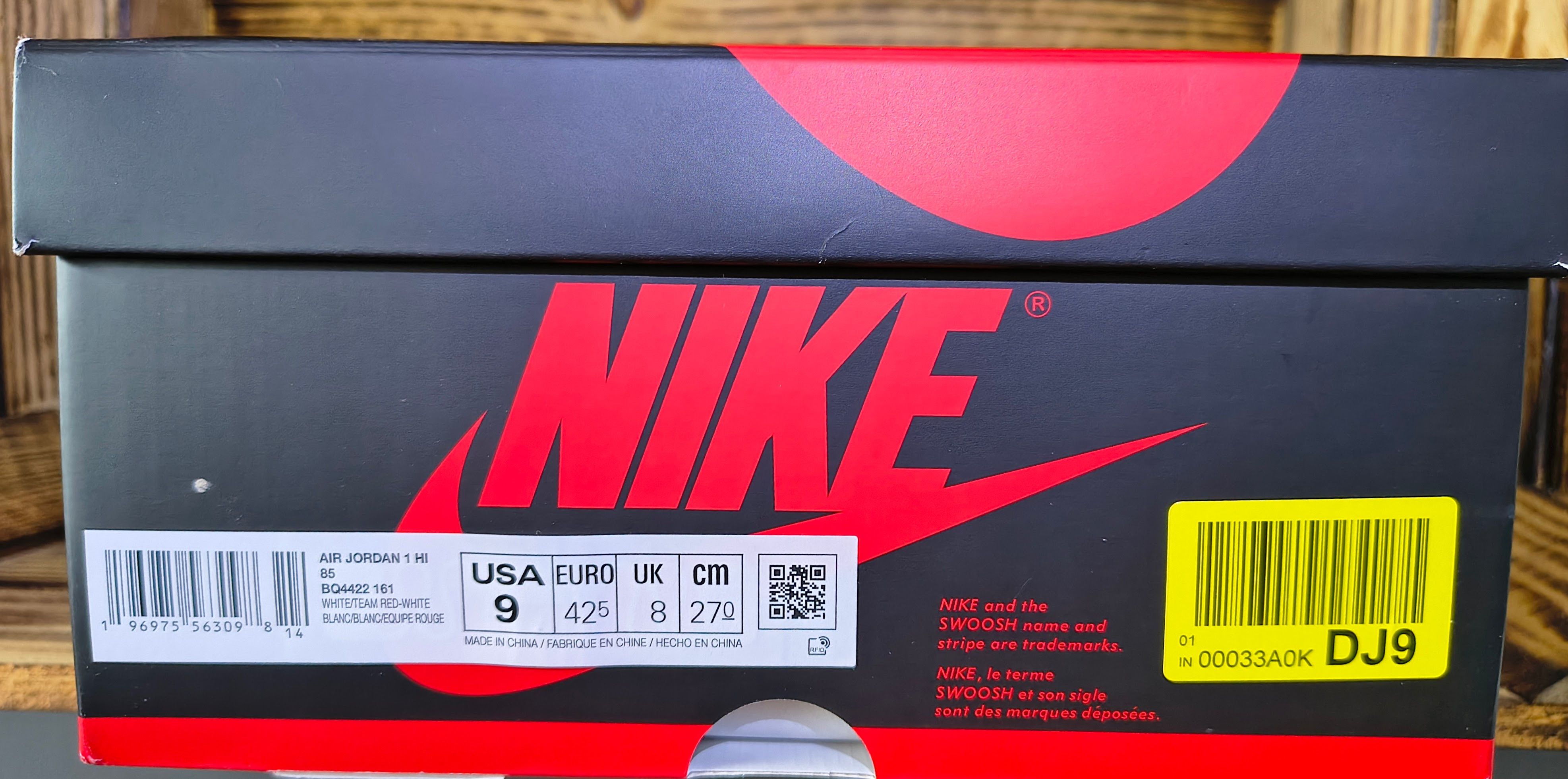 Nike Air Jordan 1 High '85 "Metallic Burgundy" Brand New Size US 9 / EU 42 - 8 Thumbnail