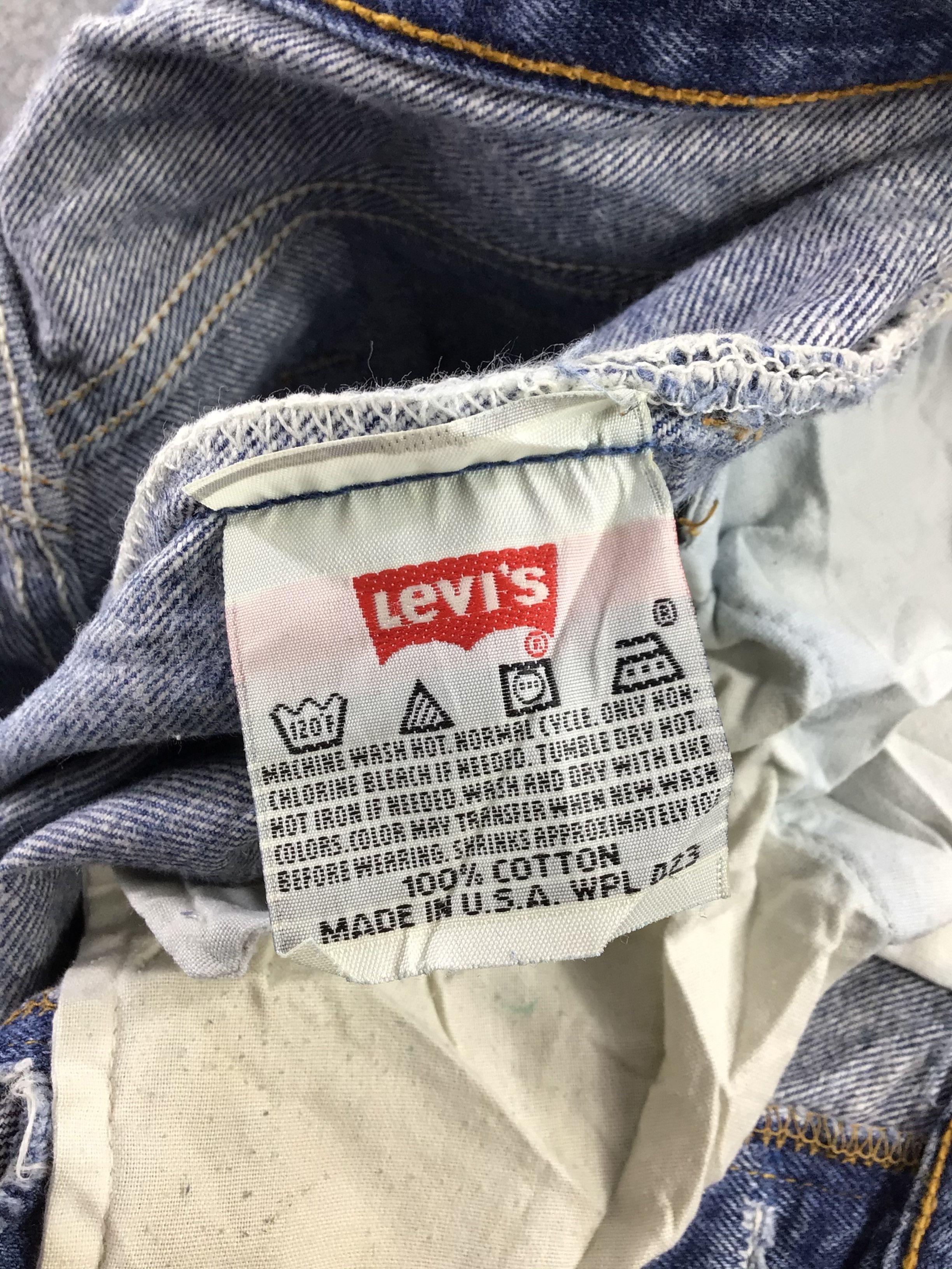 Levi's Vintage 90s Levis 501 Jeans Faded Blue Denim KJ160 Size US 34 / EU 50 - 10 Thumbnail