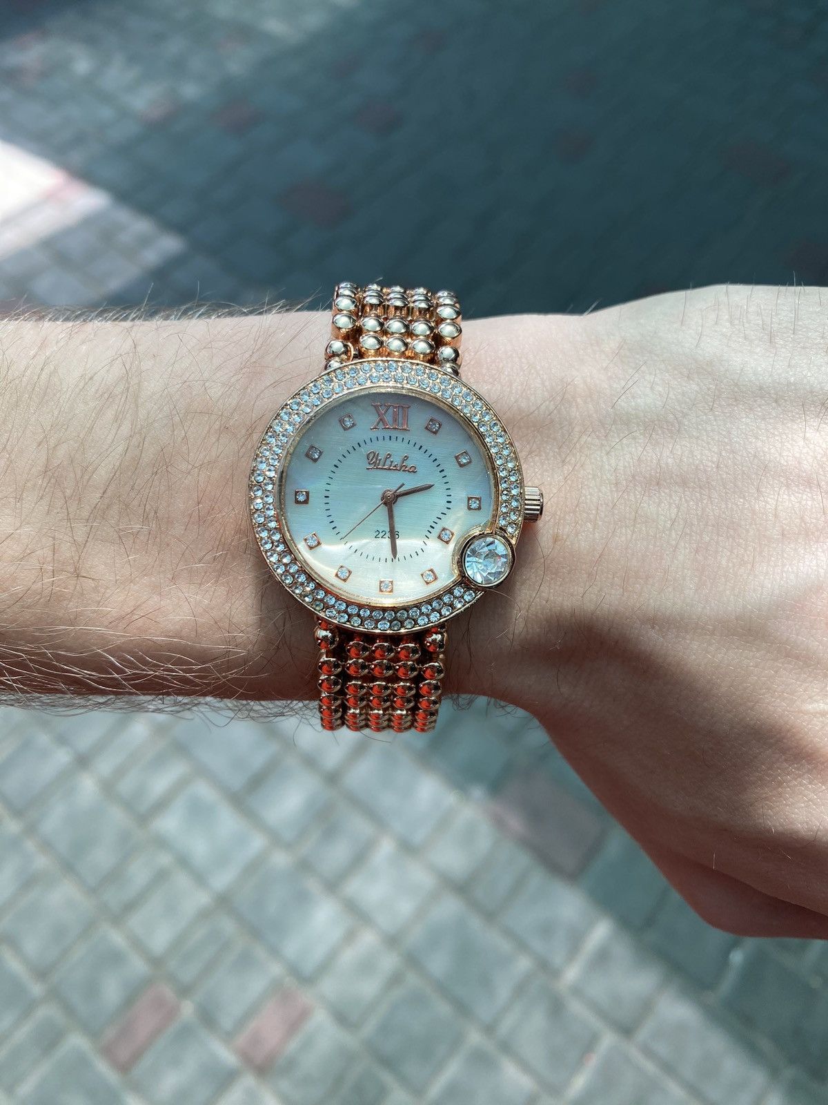 Vintage Glamorous Gold Watch - Bejeweled Beauty Size ONE SIZE - 2 Thumbnail