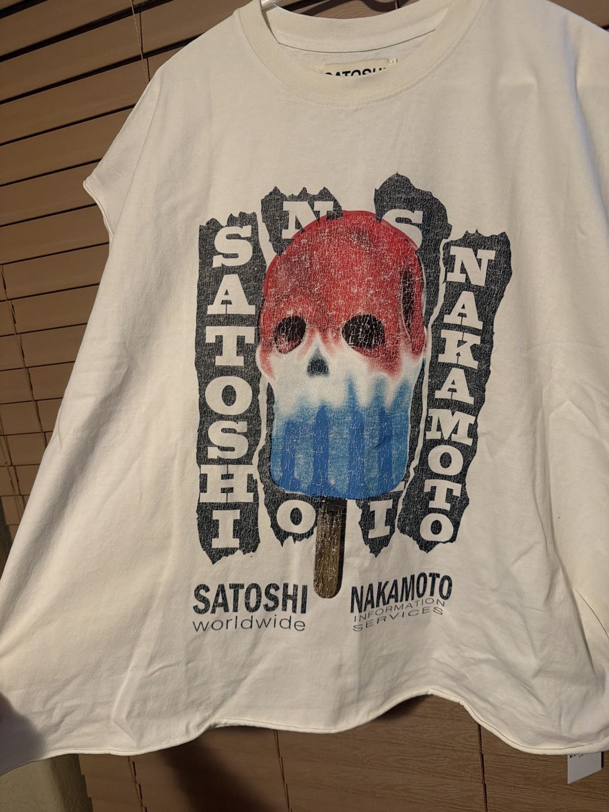 Satoshi Nakamoto Satoshi Nakamoto “Information Services” XXL Size US XXL / EU 58 / 5 - 4 Thumbnail