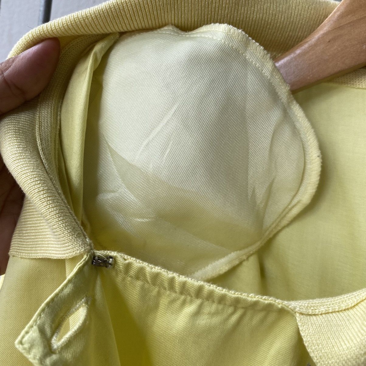 Lancel LANCEL Yellow Embroidered Short-Sleeve Shirt with Logo Back Size L / US 10 / IT 46 - 14 Thumbnail