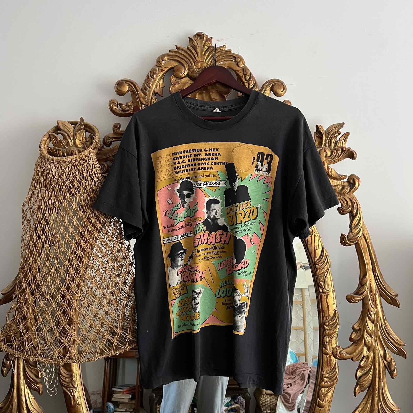 Other vintage 1993 MADNESS the man in the mad suit tour t-shirts Size US L / EU 52-54 / 3 - 1 Thumbnail