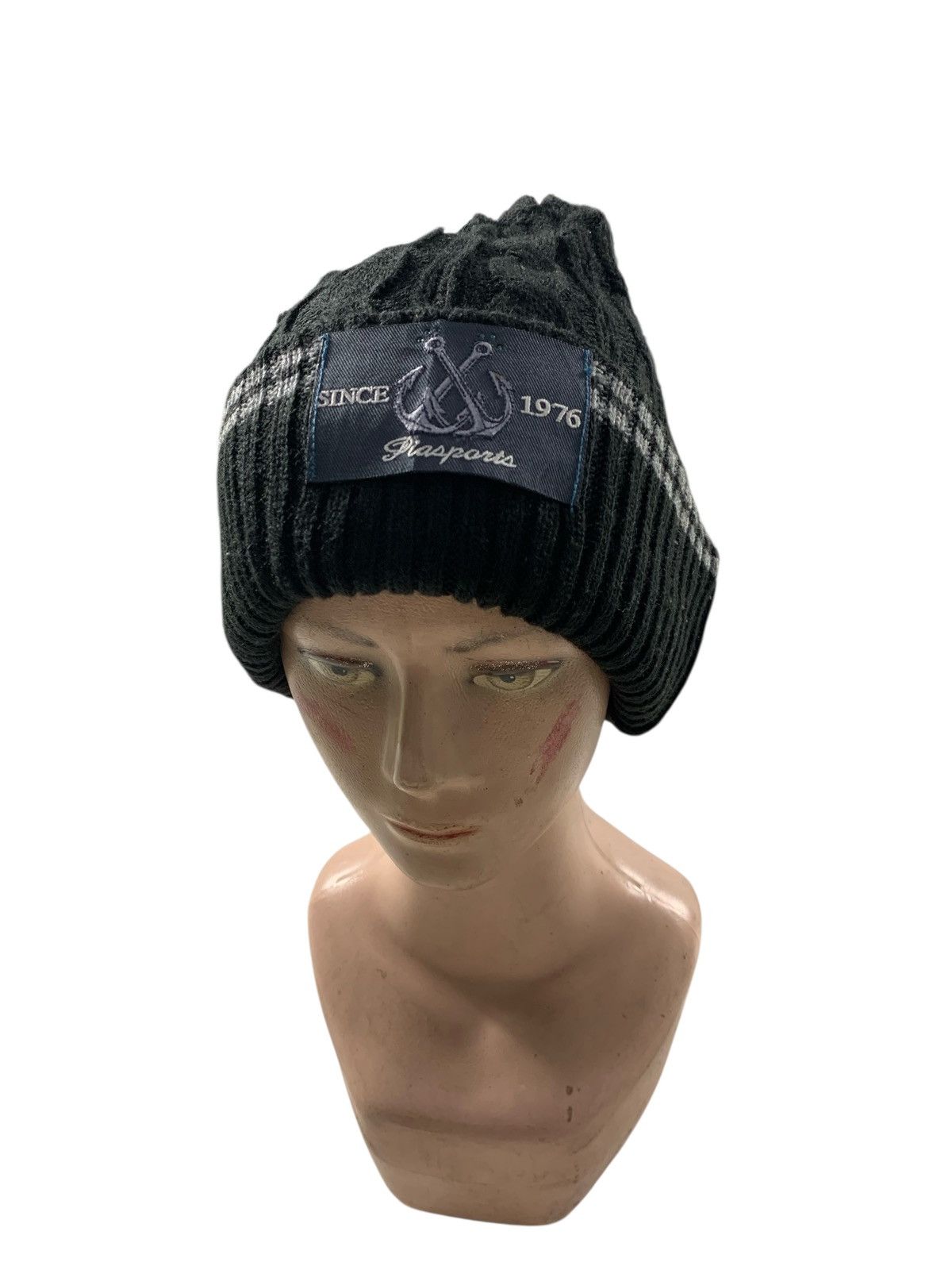 Pia sport beanie hats
