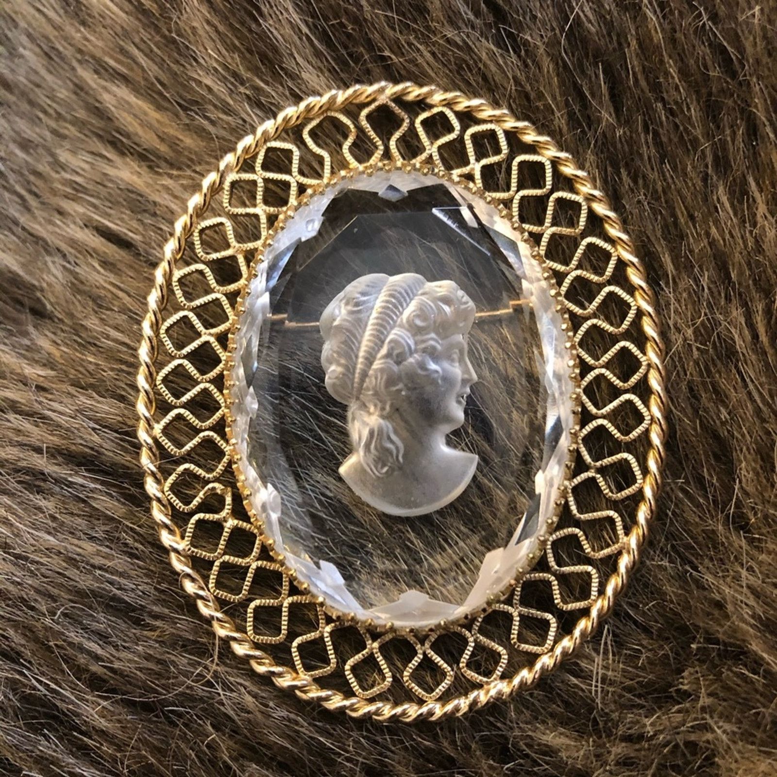 Vintage Mid century Whiting and Davis intaglio cameo set Size ONE SIZE - 3 Thumbnail