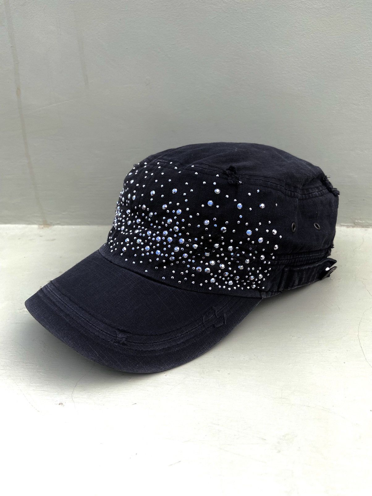 If Six Was Nine 2000s patrol hat studded with sparkling zircons Size ONE SIZE - 2 Thumbnail