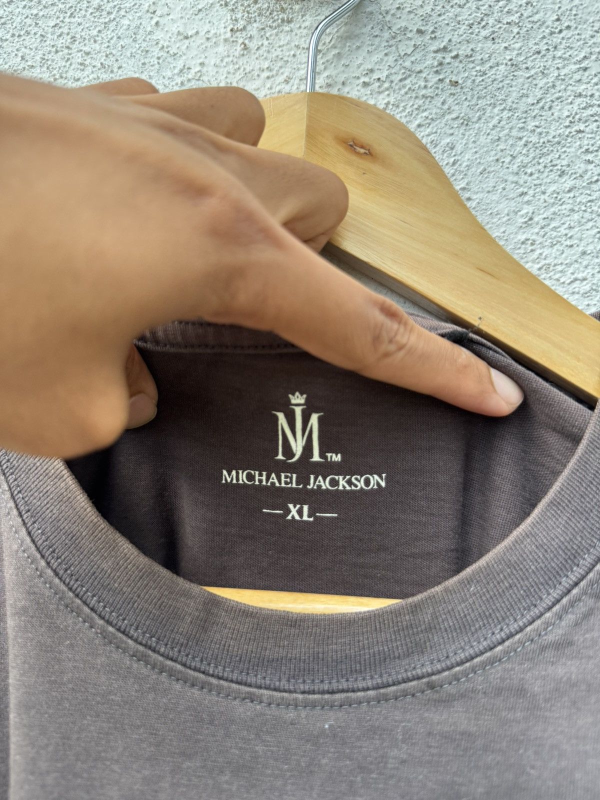 Michael Jackson Michael Jackson Memorial Band Tees Size US L / EU 52-54 / 3 - 5 Thumbnail
