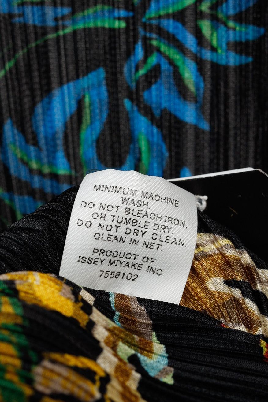 Pleats Please Issey Miyake Pleats Please Issey Miyake Hawaii Motif Fringe-Hem Cardigan Size XL / US 12-14 / IT 48-50 - 9 Thumbnail