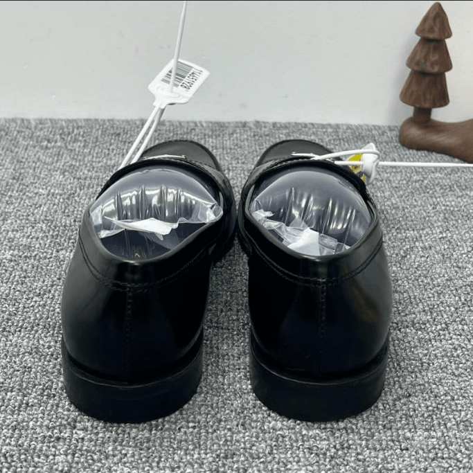 Prada Prada round toe slip-on loafers Size US 8 / IT 38 - 3 Thumbnail