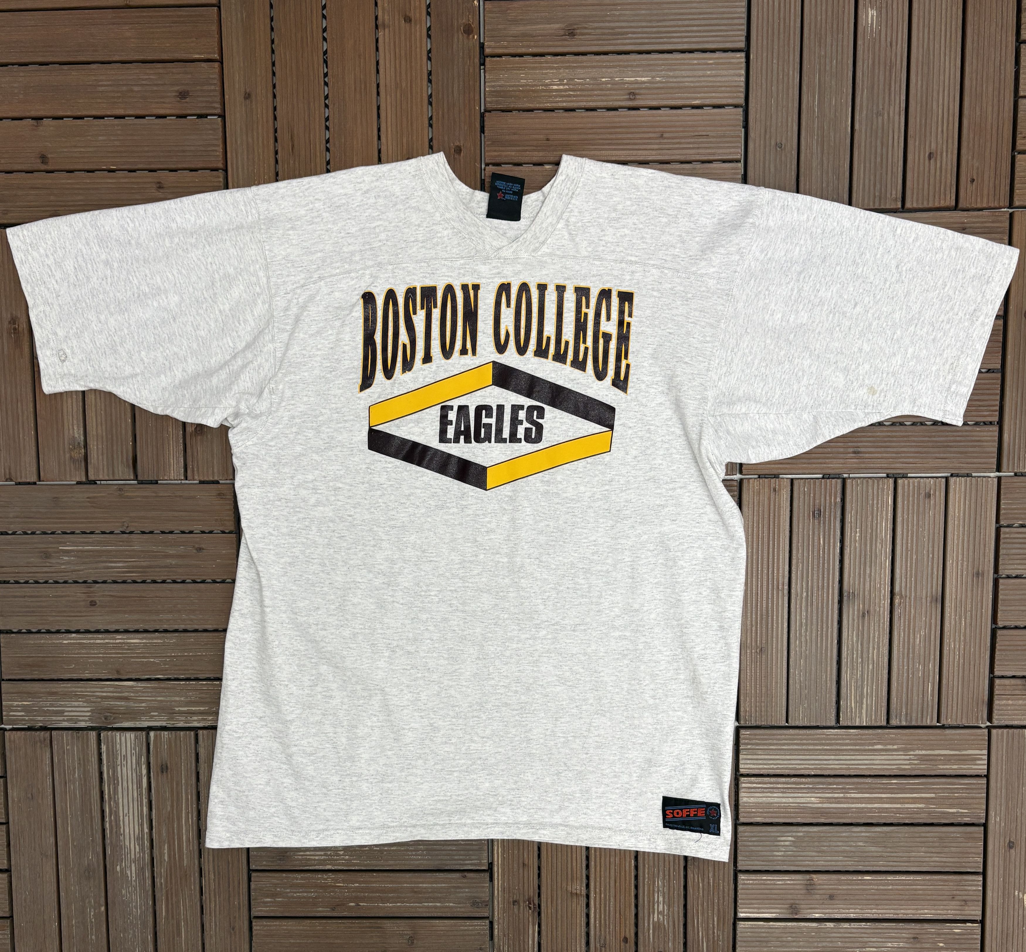 Soffe × Vintage Boston College Eagles Vintage Grey T-Shirt Tee Size US XL / EU 56 / 4 - 1 Thumbnail