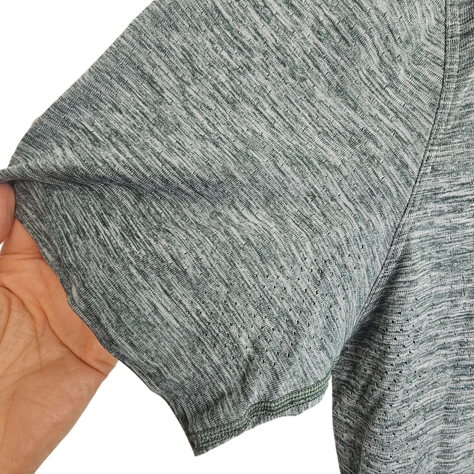 Lululemon Lululemon Mens Crew Neck T-Shirt Size L Stretch Activewear Size US L / EU 52-54 / 3 - 4 Thumbnail