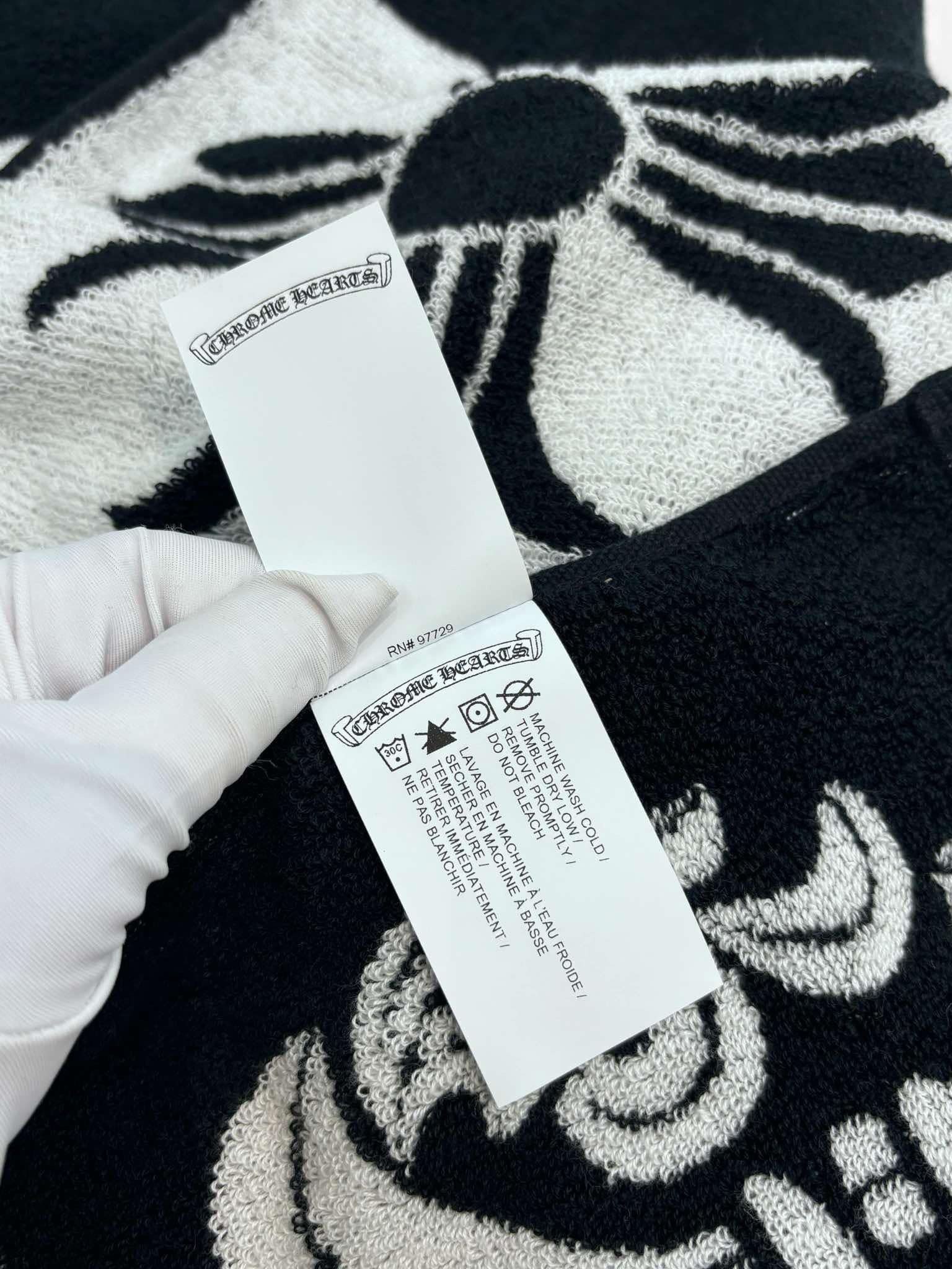 Chrome Hearts Chrome Hearts Large Logo Checkered Beach Towel Size ONE SIZE - 5 Thumbnail