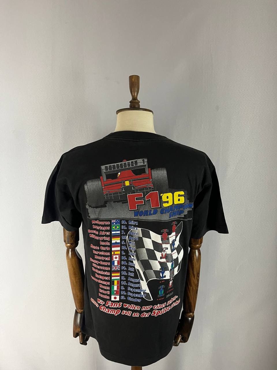 Vintage Formula One Racing Tee Shirt Vintage 1996 Black Size US XL / EU 56 / 4 - 10 Thumbnail