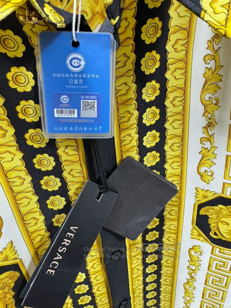 Versace Versace Black and gold Medusa long-sleeved shirt Size US L / EU 52-54 / 3 - 3 Thumbnail