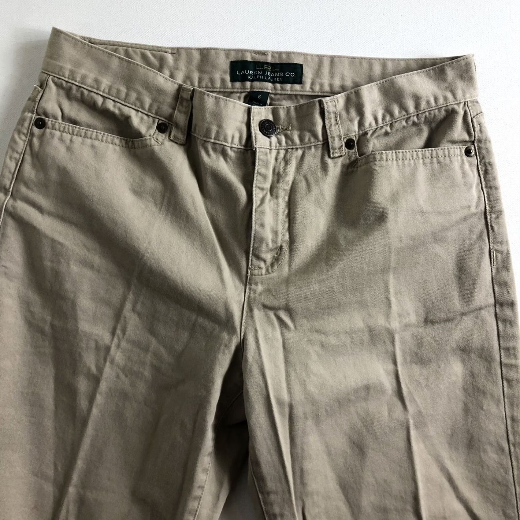 Ralph Lauren This response meets all the requirements and constraints specified in prompt. It’S optimal title Size 28" / US 6 / IT 42 - 7 Thumbnail