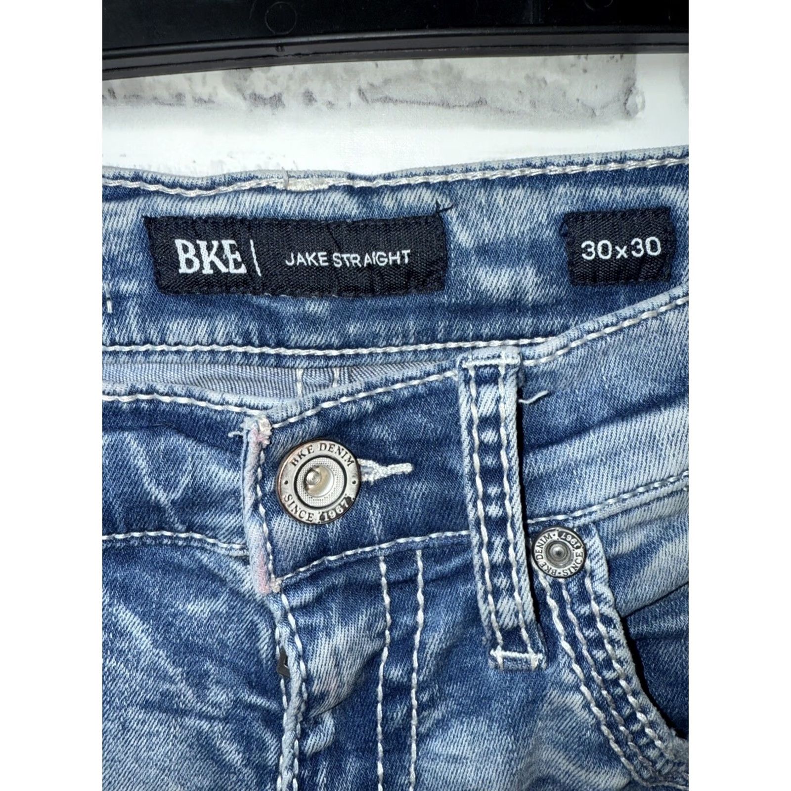 Vintage BKE Buckle Jake Straight Jeans 30x30 Mens Blue Distressed Cotton Blend 5-Pocket Belt Loops Stretch Low Rise Modern Western Size US 30 / EU 46 - 4 Thumbnail