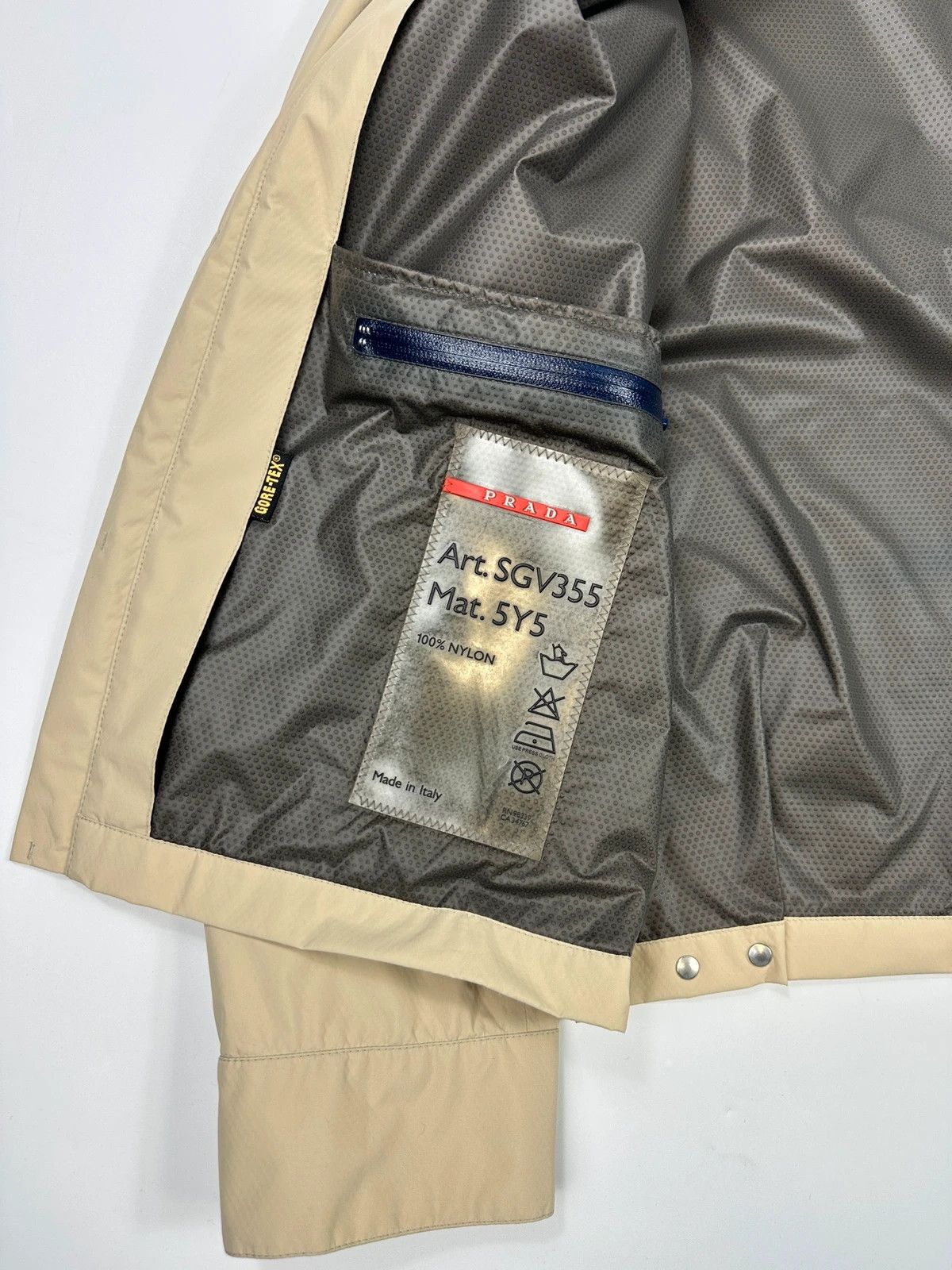 Prada Prada Sport FW00 Beige Gore-Tex Packable Bag Jacket Size US M / EU 48-50 / 2 - 9 Thumbnail