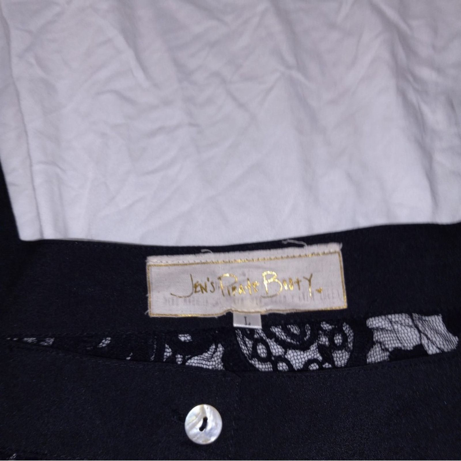 Other Jen's Pirate Booty Women's Lace Top Size Large Size L / US 10 / IT 46 - 7 Thumbnail