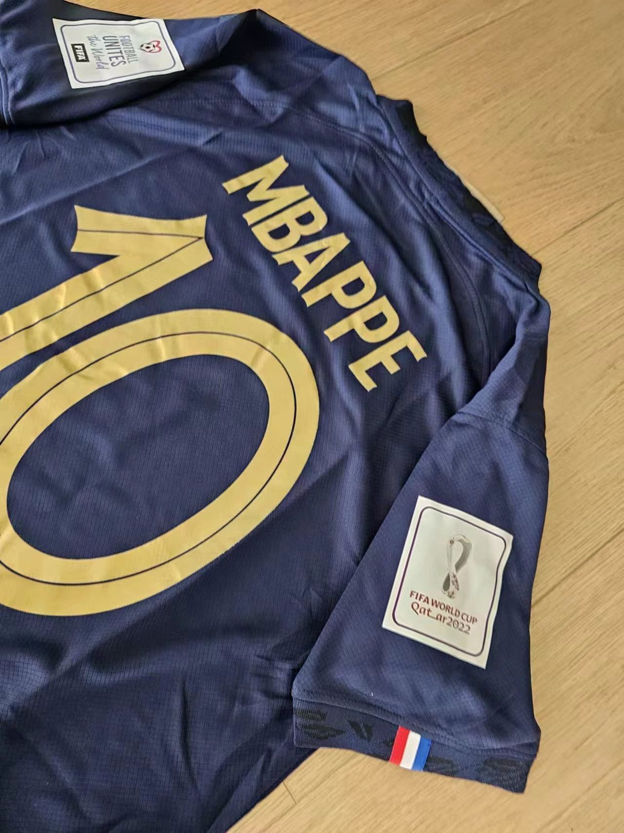 Other 2022 World Cup France #10 Kylian Mbappé Jersey Size US M / EU 48-50 / 2 - 4 Thumbnail
