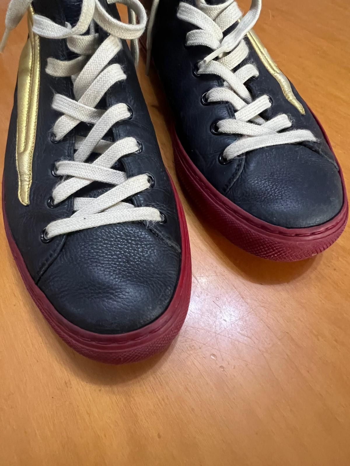 Gucci Gucci High-Top Sneakers Gold Wing Size US 9 / EU 42 - 11 Thumbnail