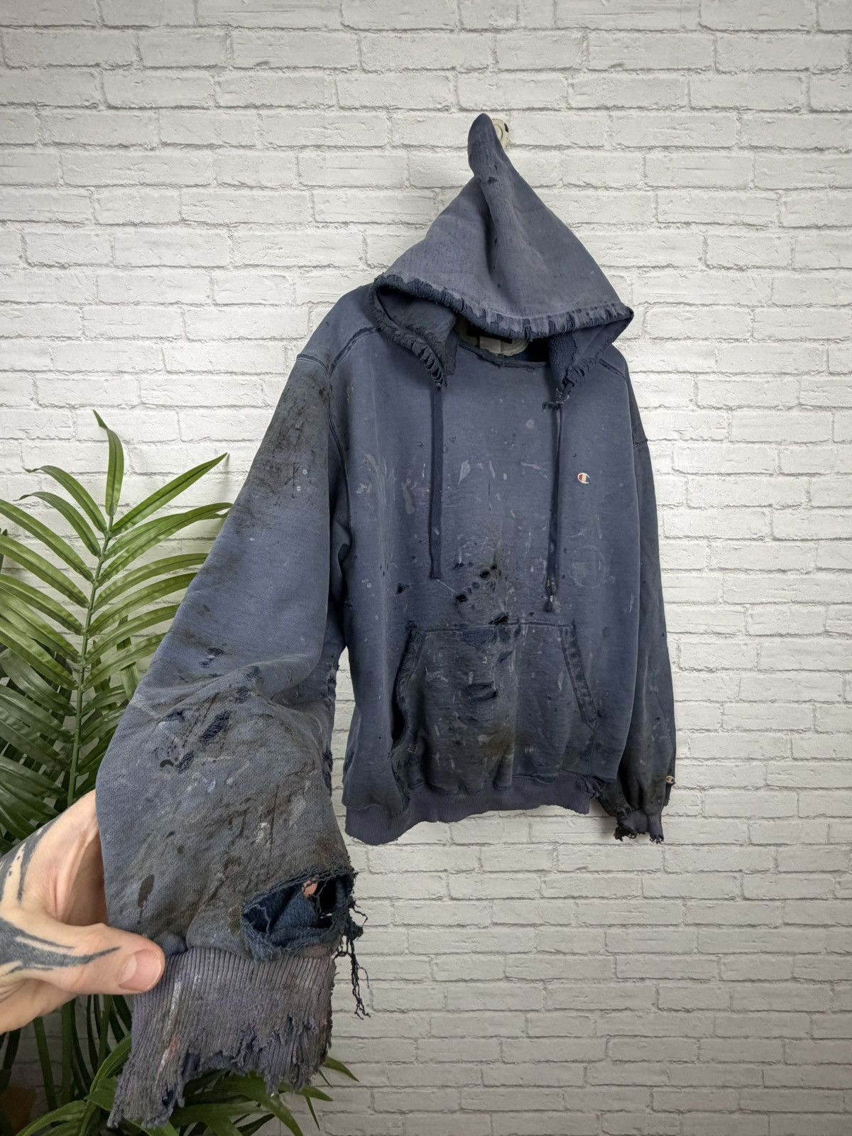 Champion (XL) APOCALYPTIC THRASHED OUT Faded Blue Champion Hoodie Size US XL / EU 56 / 4 - 1 Thumbnail