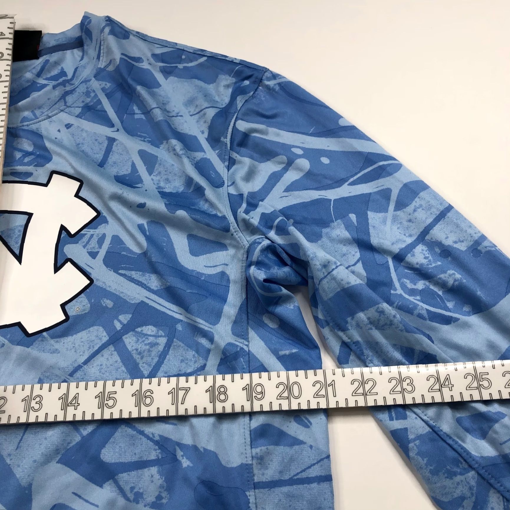 Jordan Brand Jordan North Carolina Small Exercise Long Sleeve Shirt All Over Print Blue Mens Shirt L/S Pullover Casual Activewear Size US S / EU 44-46 / 1 - 5 Thumbnail