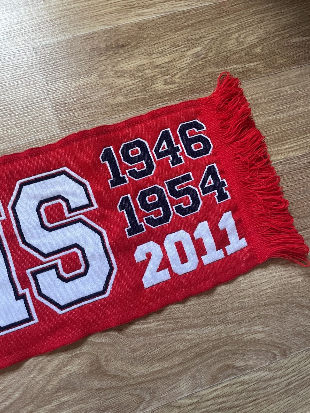 Other LOSC Lille Metropole Champions 2011 Football Soccer Scarf Size ONE SIZE - 3 Thumbnail