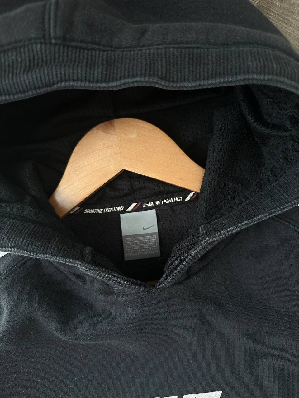 Nike × Vintage Vintage Nike Black Center Logo Hoodie Size US XL / EU 56 / 4 - 8 Thumbnail