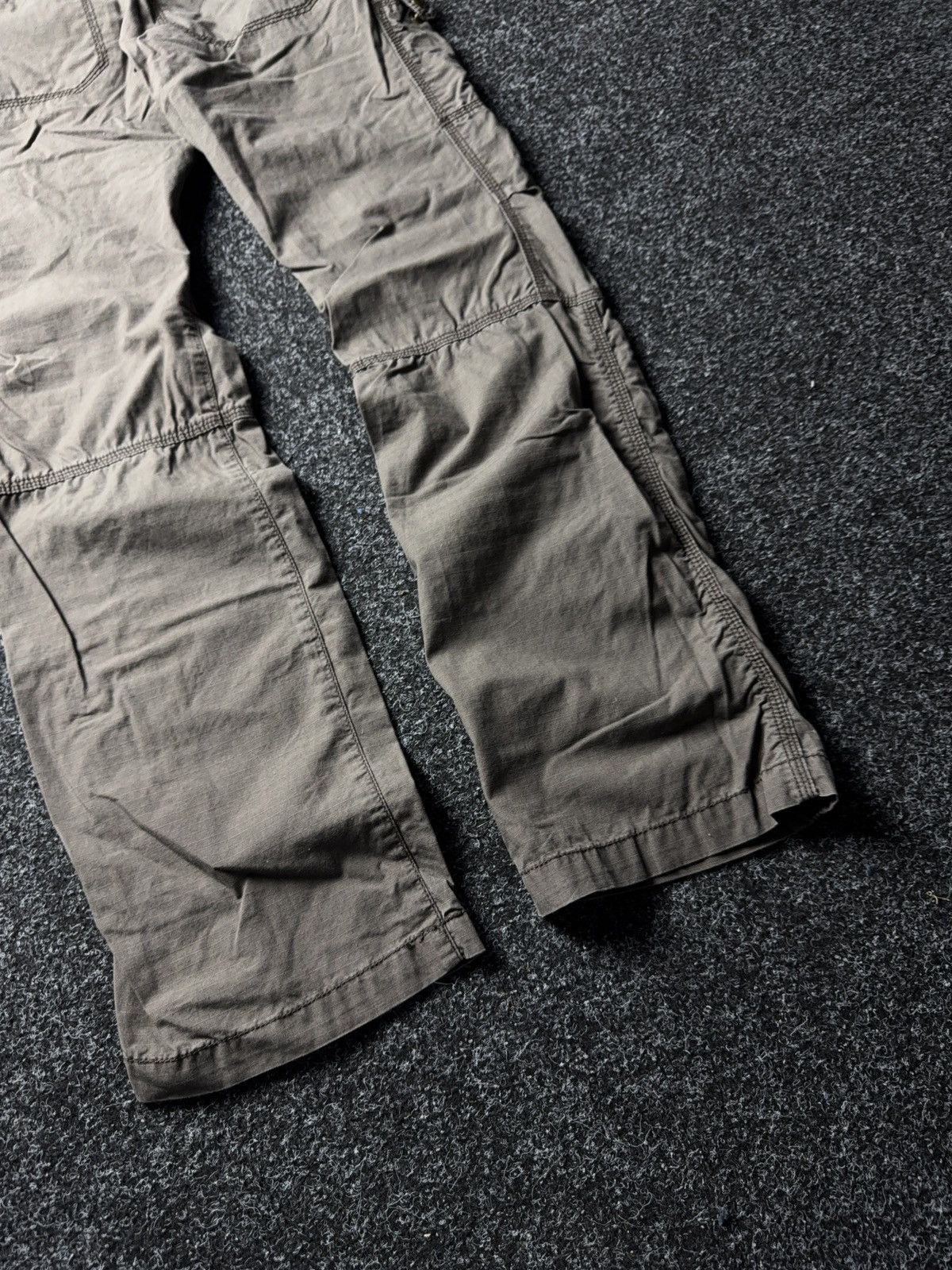 Japanese Brand Japanese 00s Y2K Women’s Aviator Cargo Pants Multi Pocket Size 28" / US 6 / IT 42 - 11 Thumbnail