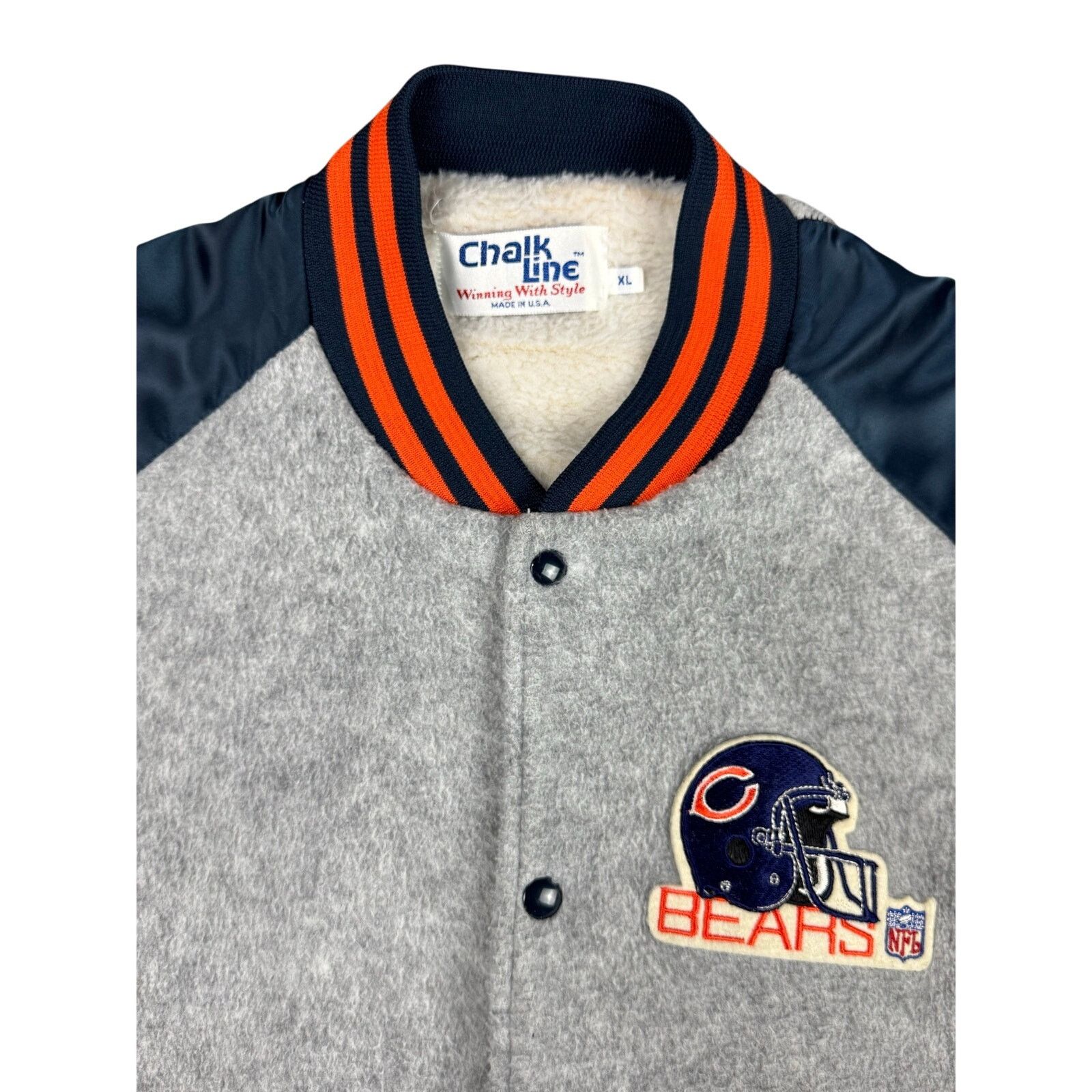 Chalk Line Vintage 90s NFL Chalkline Chicago Bears Varsity Jacket Size US L / EU 52-54 / 3 - 3 Thumbnail