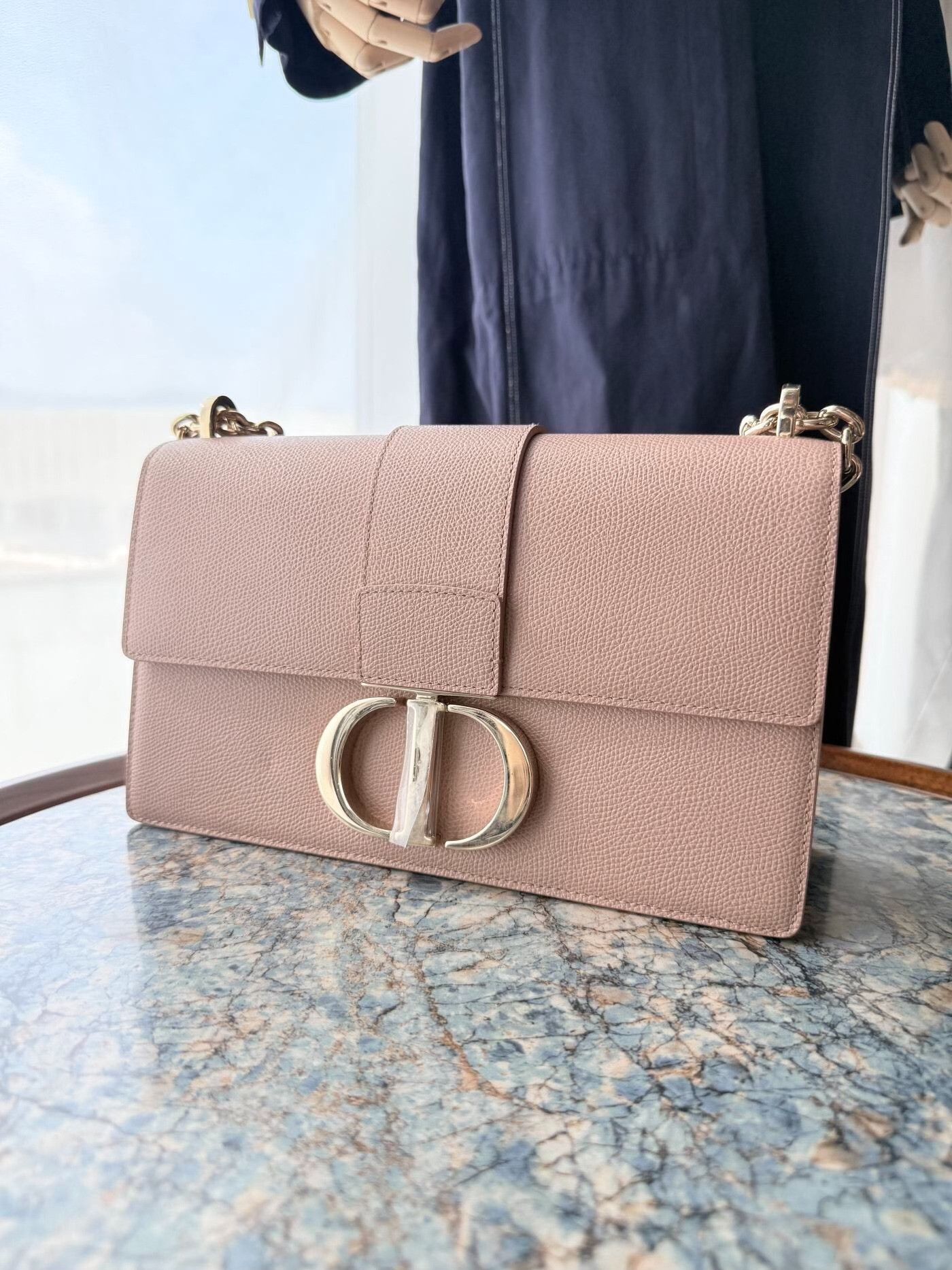 Dior Pre-loved Bag Very good condition Size ONE SIZE - 1 Thumbnail