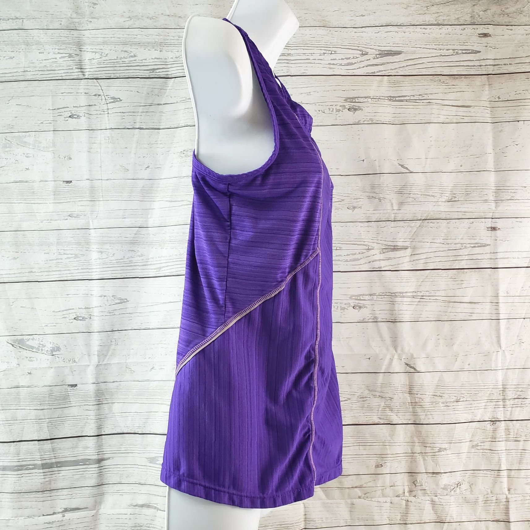 Athleta Athleta Womens Tank Top Sz S Purple Stripe Sleeveless 90% Polyester 10% Spandex Activewear Shirt Womens Size S / US 4 / IT 40 - 4 Thumbnail