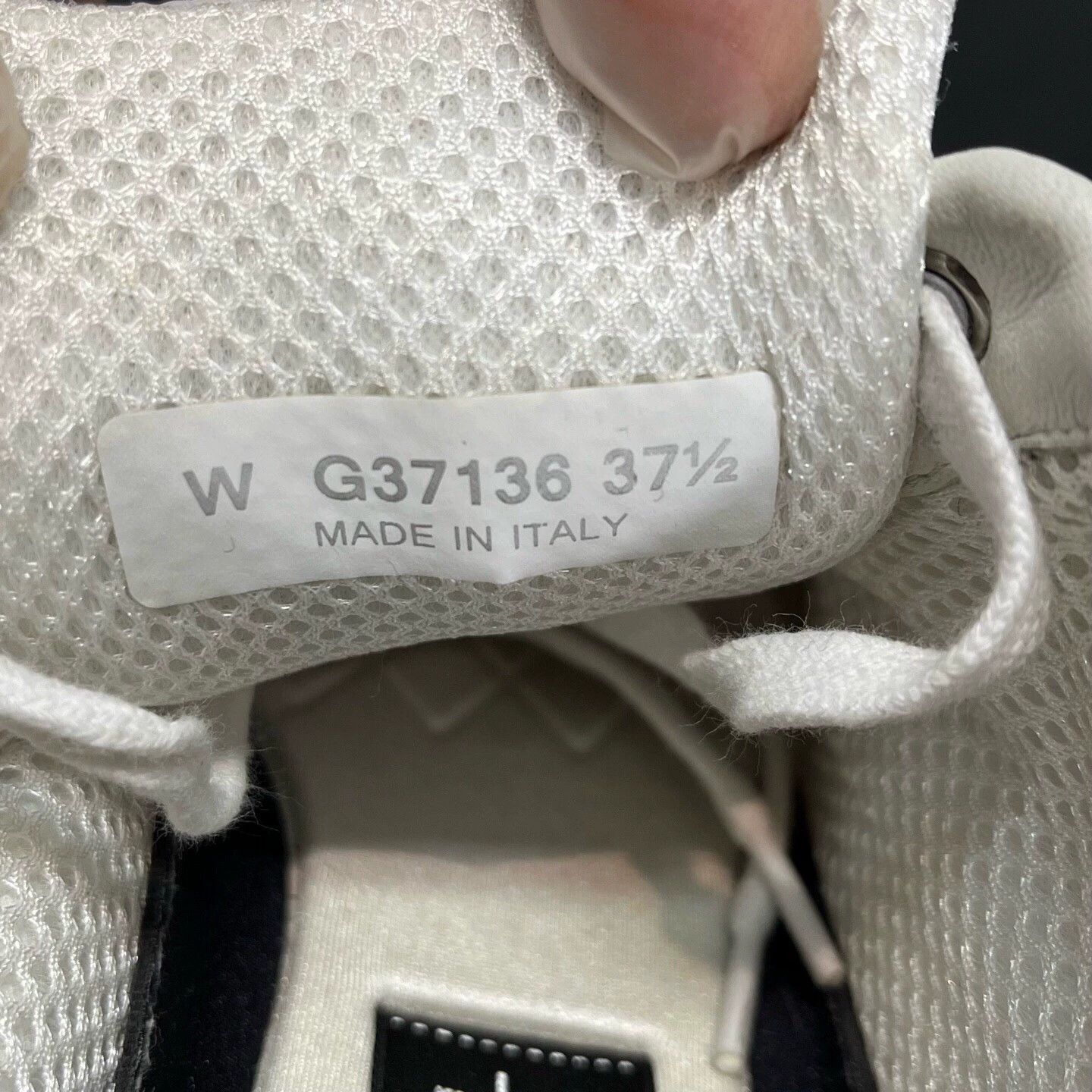 Chanel Chanel Classic CC Sneakers 37.5 99 New Worn Once Size US 6.5 / IT 36.5 - 7 Thumbnail