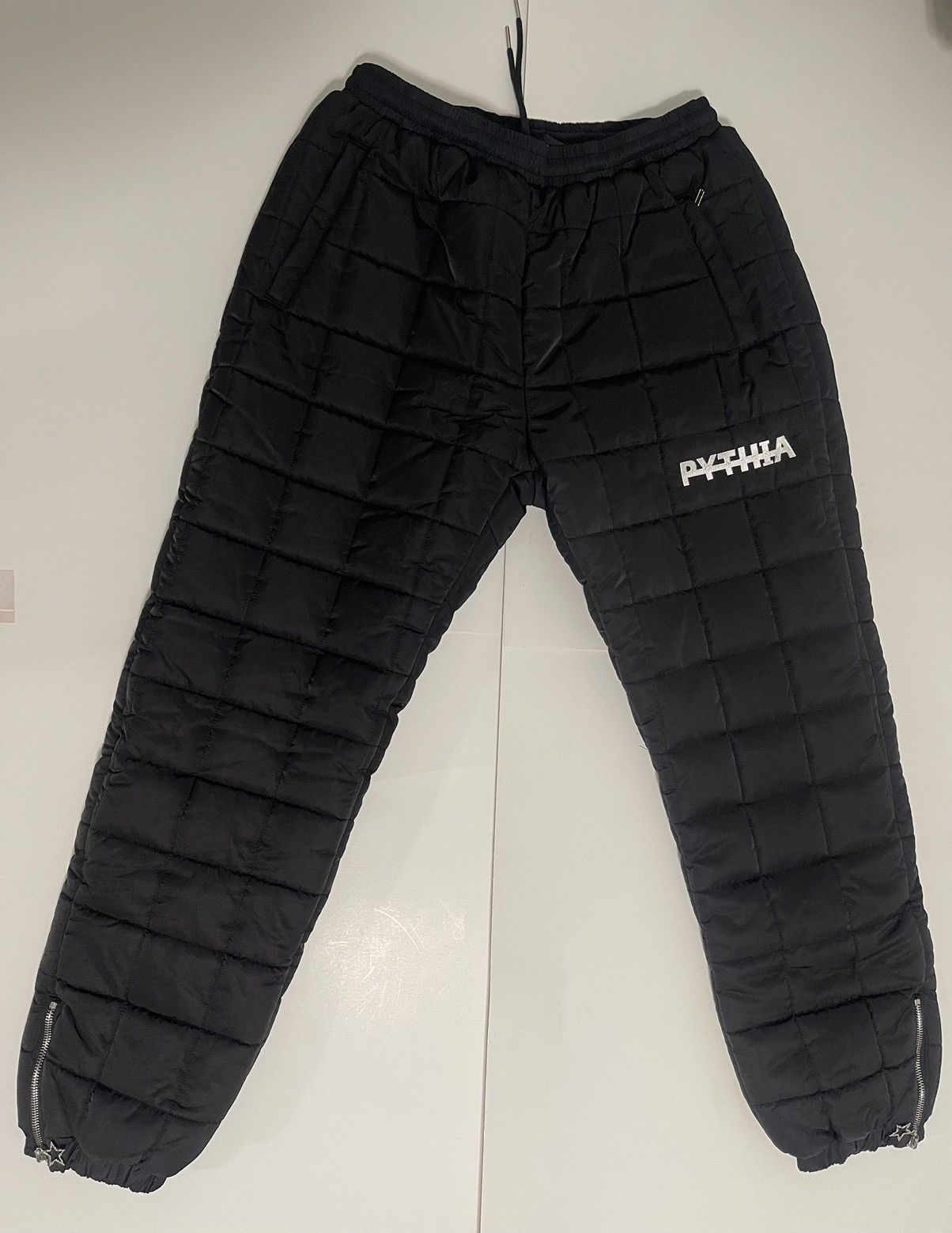 Pythia Pythia Black Puffer Pants Size US 32 / EU 48 - 1 Thumbnail