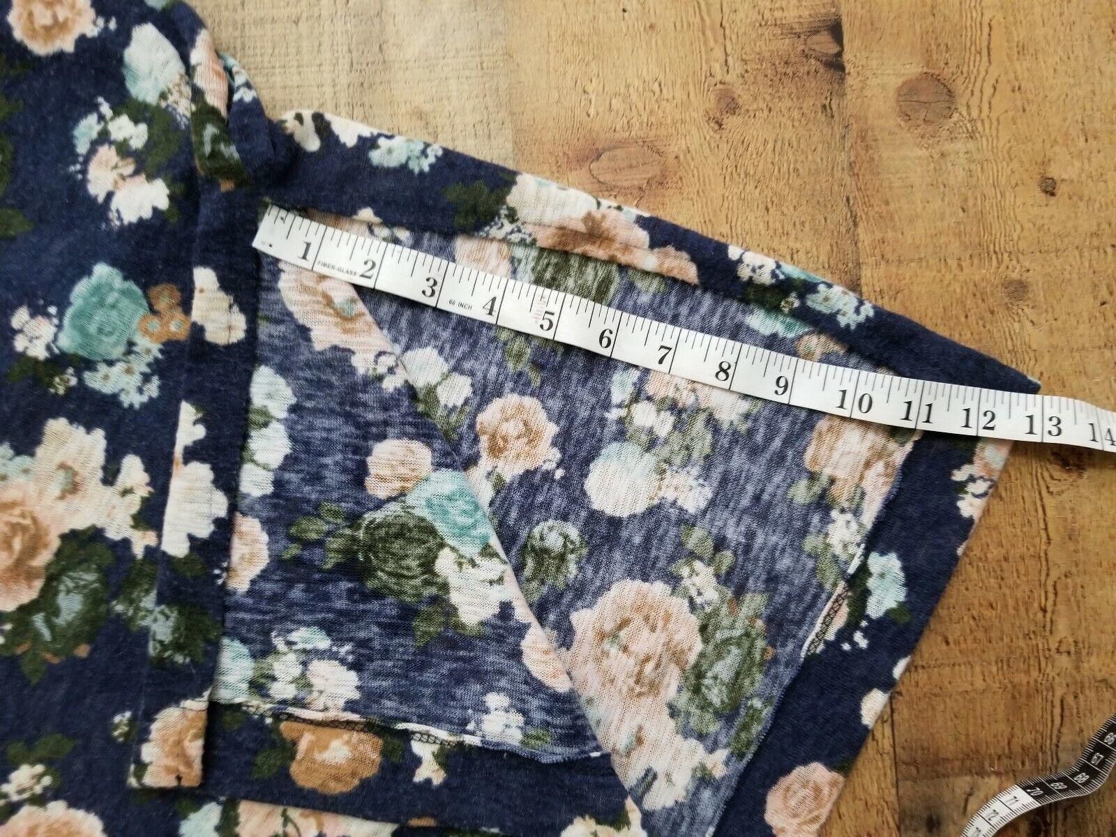 Designer Hip Top Medium Cowl Neck Blue Floral 3/4 Sleeve Side Slits Size M / US 6-8 / IT 42-44 - 5 Thumbnail