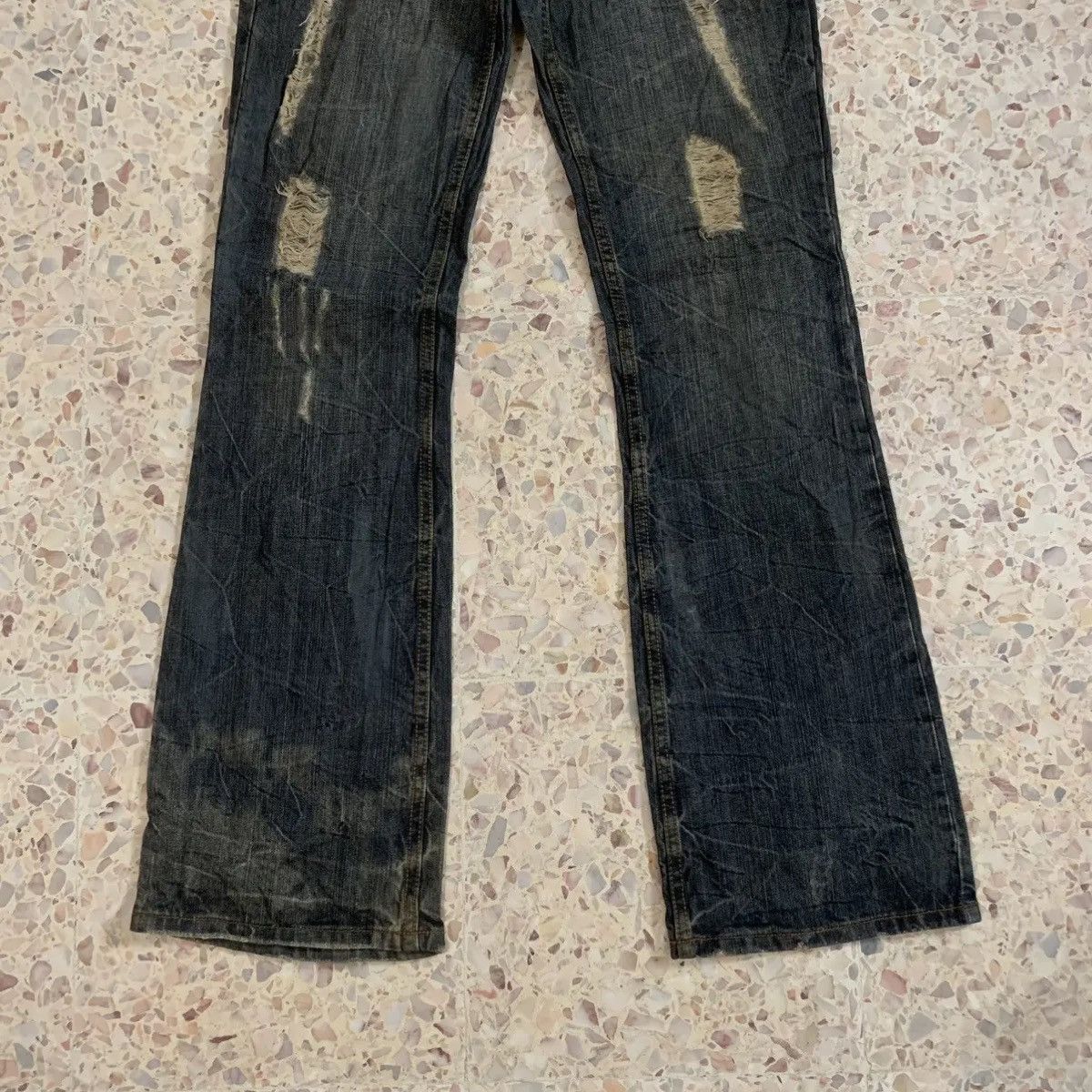 If Six Was Nine × Le Grande Bleu (L.G.B.) × semanticdesign 💥 SICKS💥SEMATIC DESIGN W30 L33 Flares Ripped Jeans Studded Size 30" / US 8 / IT 44 - 6 Thumbnail