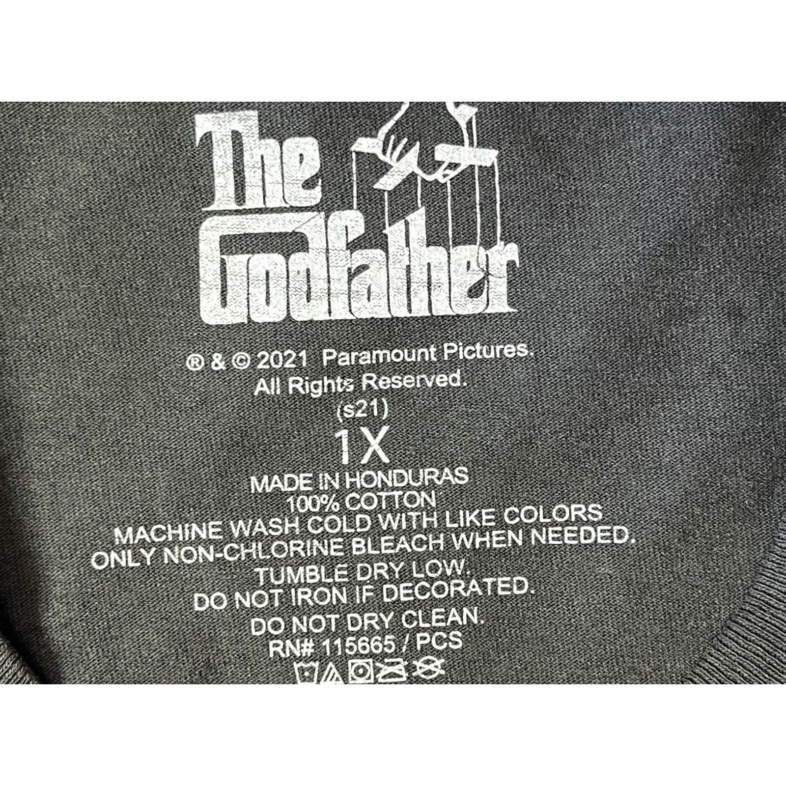 Forever 21 VINTAGE The Godfather An Offer You Cant Refuse 1972 Movie Tee Faded Black Women 1X Size XL / US 12-14 / IT 48-50 - 7 Thumbnail