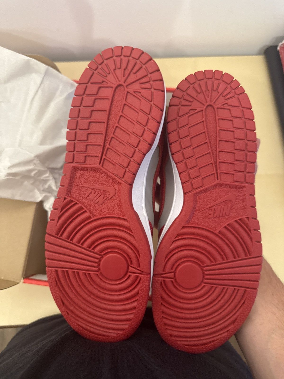 Nike Nike Dunk Low (GS) Size US 6.5 / EU 39-40 - 7 Thumbnail