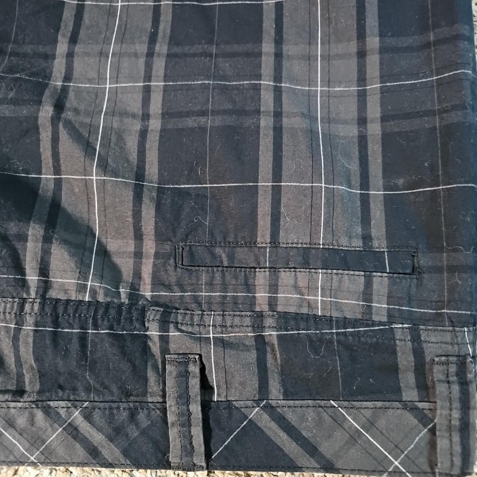 Wrangler Wrangler 48 Black Plaid Cargo Shorts Size US 44 / EU 60 - 7 Thumbnail