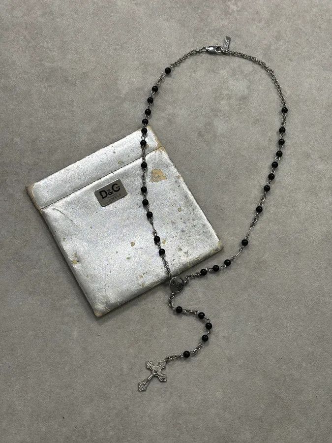 Dolce & Gabbana 2000s Dolce & Gabbana Black Rosary Cross Necklace Size ONE SIZE - 1 Thumbnail