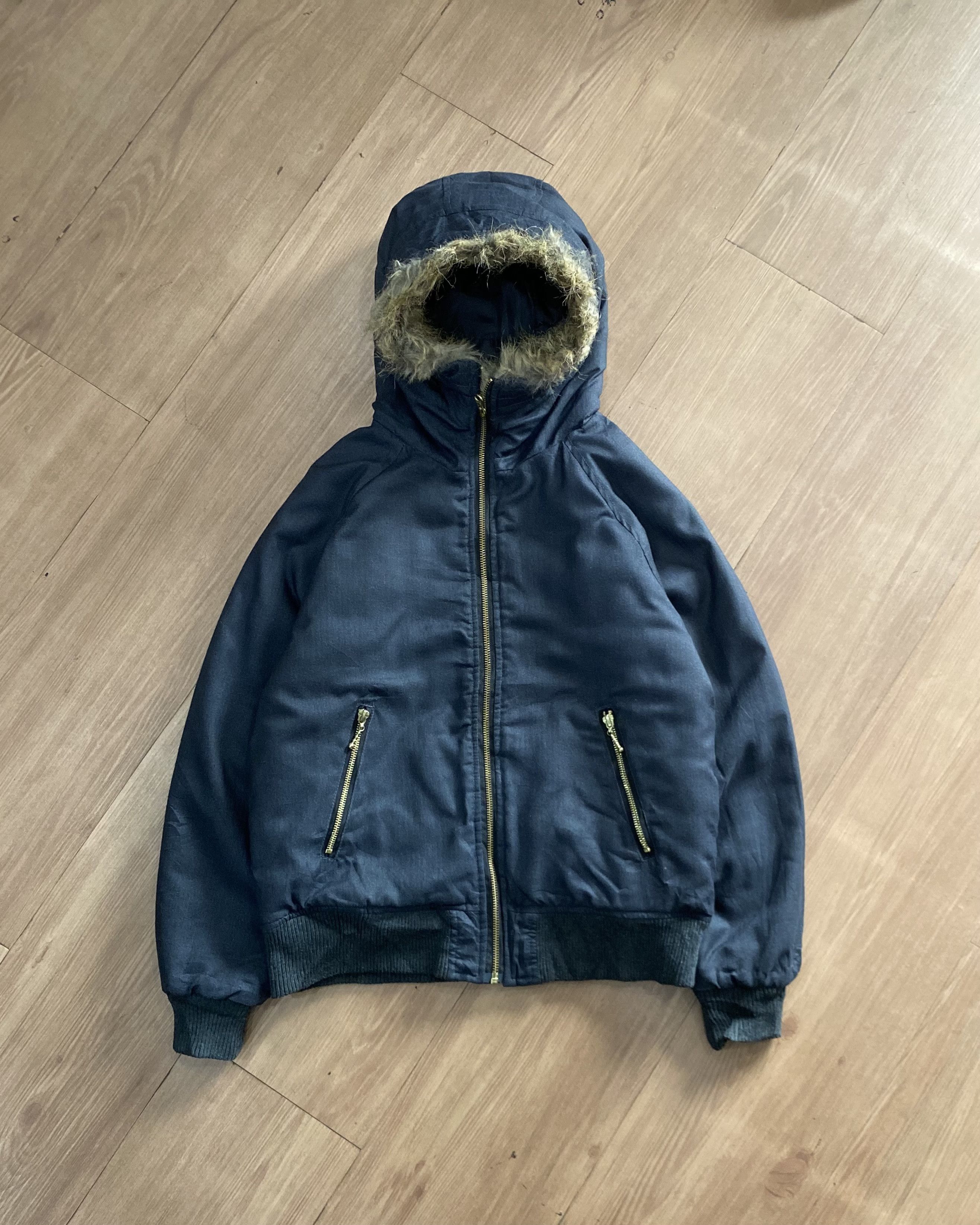 Le Grande Bleu (L.G.B.) Crazy Japanese brand COEN fur - Vkei 2000s Gothic Size US M / EU 48-50 / 2 - 2 Thumbnail