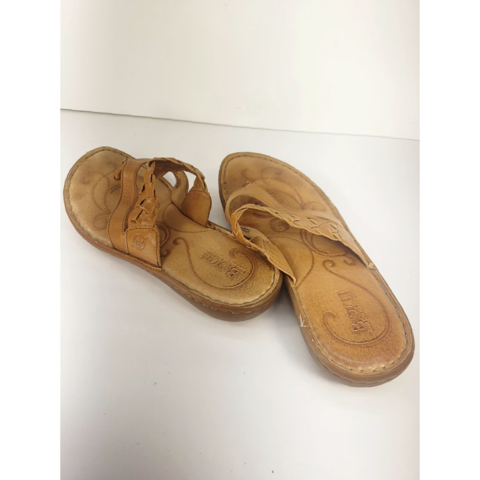 Born Born Sandals Women’s 8M Tan Leather Slide Wedge Latigo Straps Bohemian Logo Casual Sandal Menus? Size US 8 / IT 38 - 5 Thumbnail