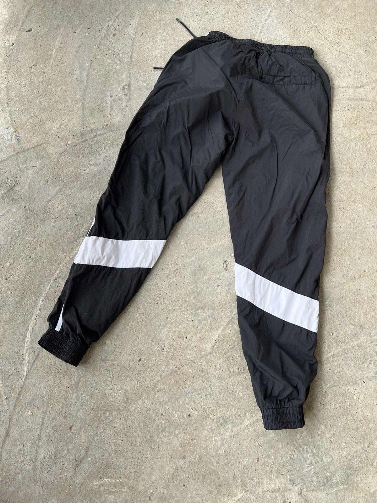 H&M H&M Lover's F.C. Sweatpants Size US 30 / EU 46 - 9 Thumbnail
