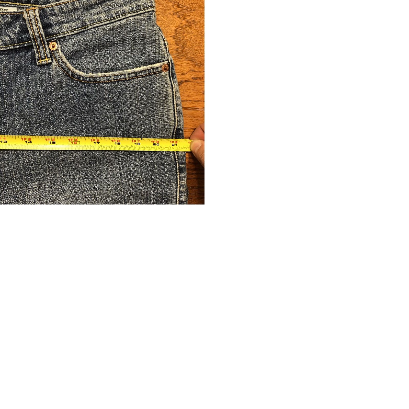 Levi's VINTAGE Levis 515 Womens Jeans Bootcut Blue Denim 16M 31.5 Inseam Western 90s Size 38" / US 16 / IT 52 - 9 Thumbnail