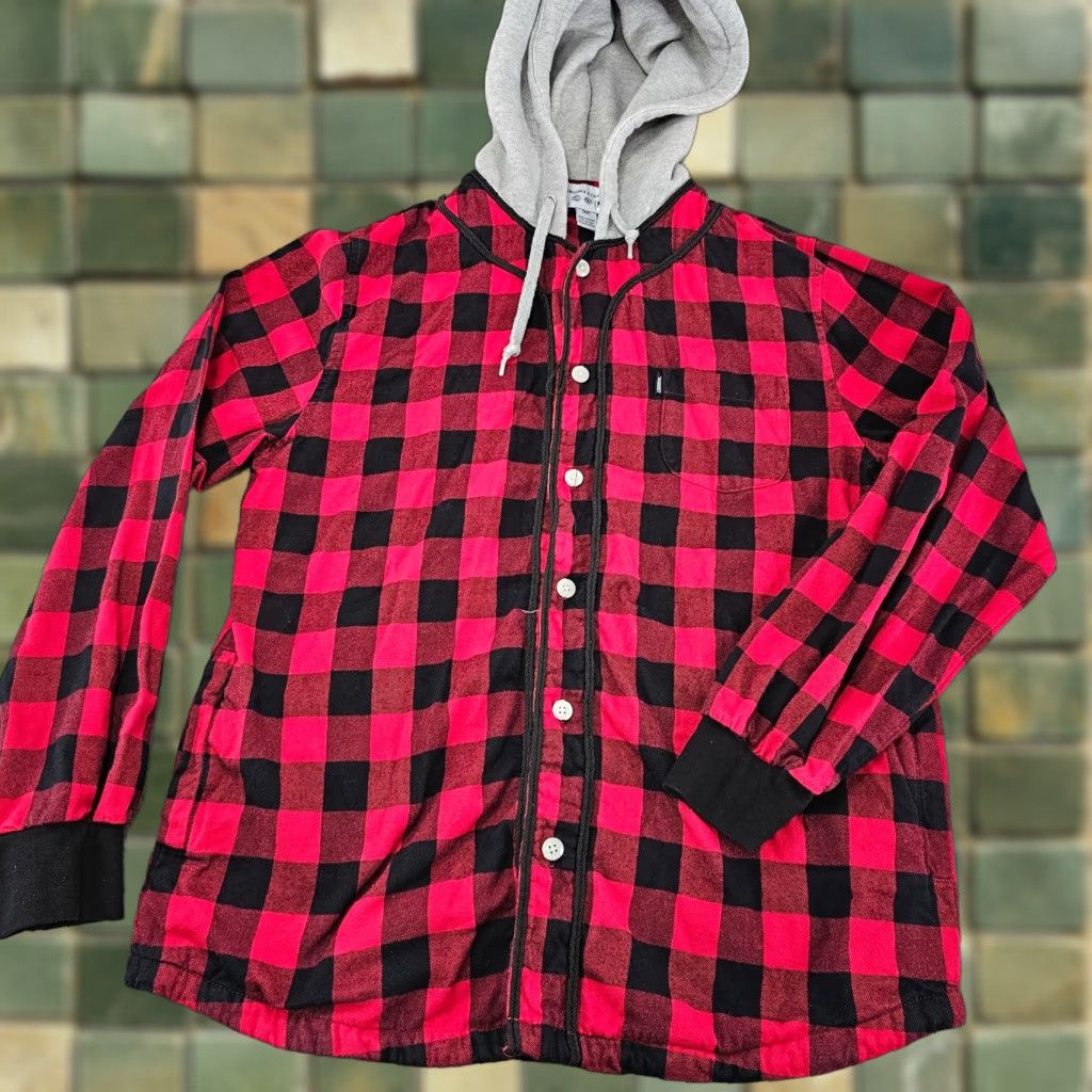 Crooks & Castles Crooks & Castles Shirt Mens M Red Plaid Flannel Knit Hooded Shacket Size US M / EU 48-50 / 2 - 1 Thumbnail