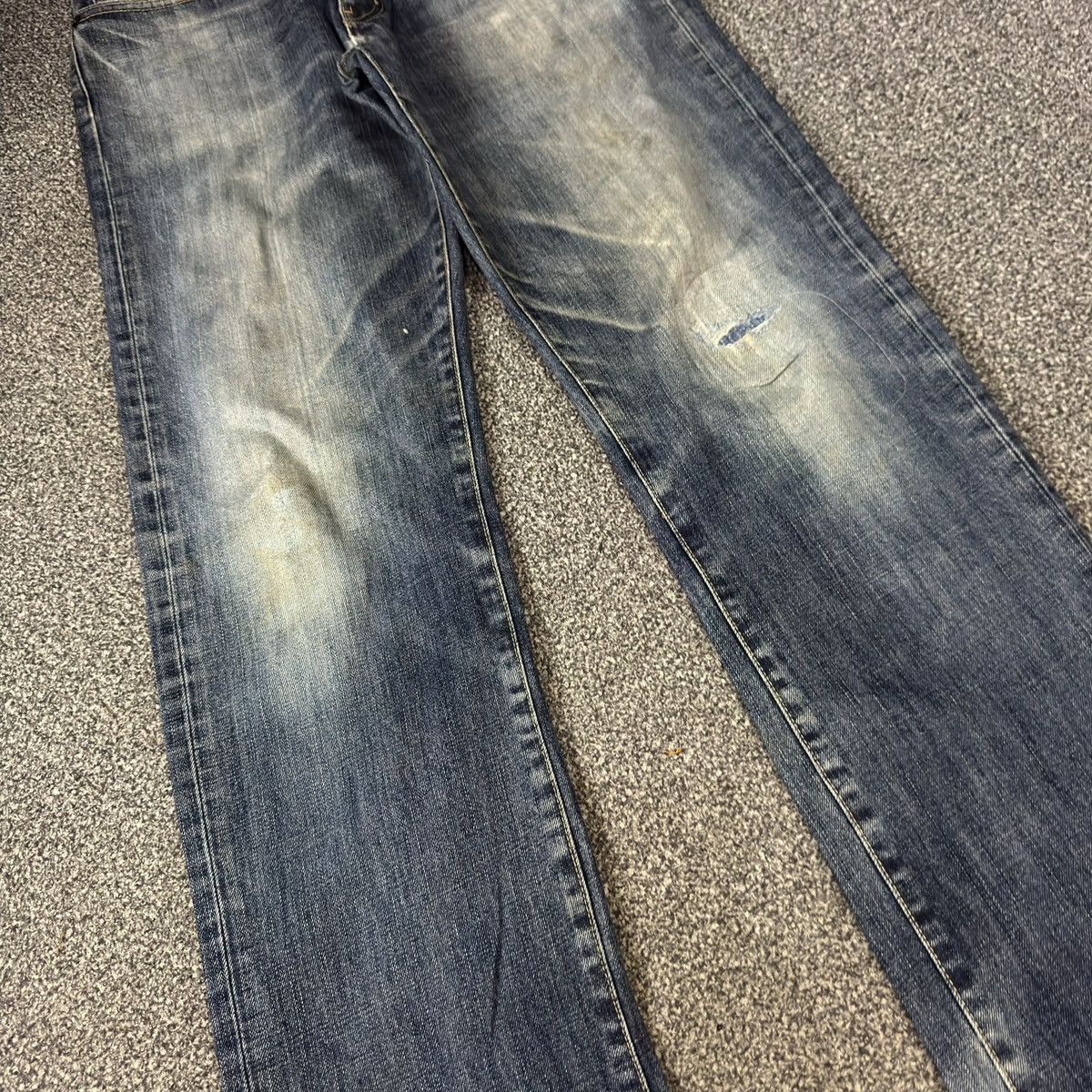 Undercover × Uniqlo 🔥🇯🇵 Vintage Japanese Uniqlo S002 Original Basic Jeans Denim Size US 32 / EU 48 - 4 Thumbnail